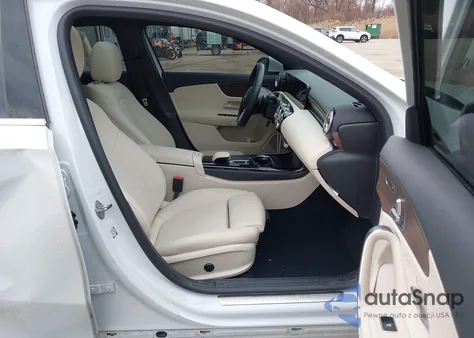 2022 Mercedes-Benz A 220 4Matic из США, поврежденный, VIN W1K3G4FB1NJ337471